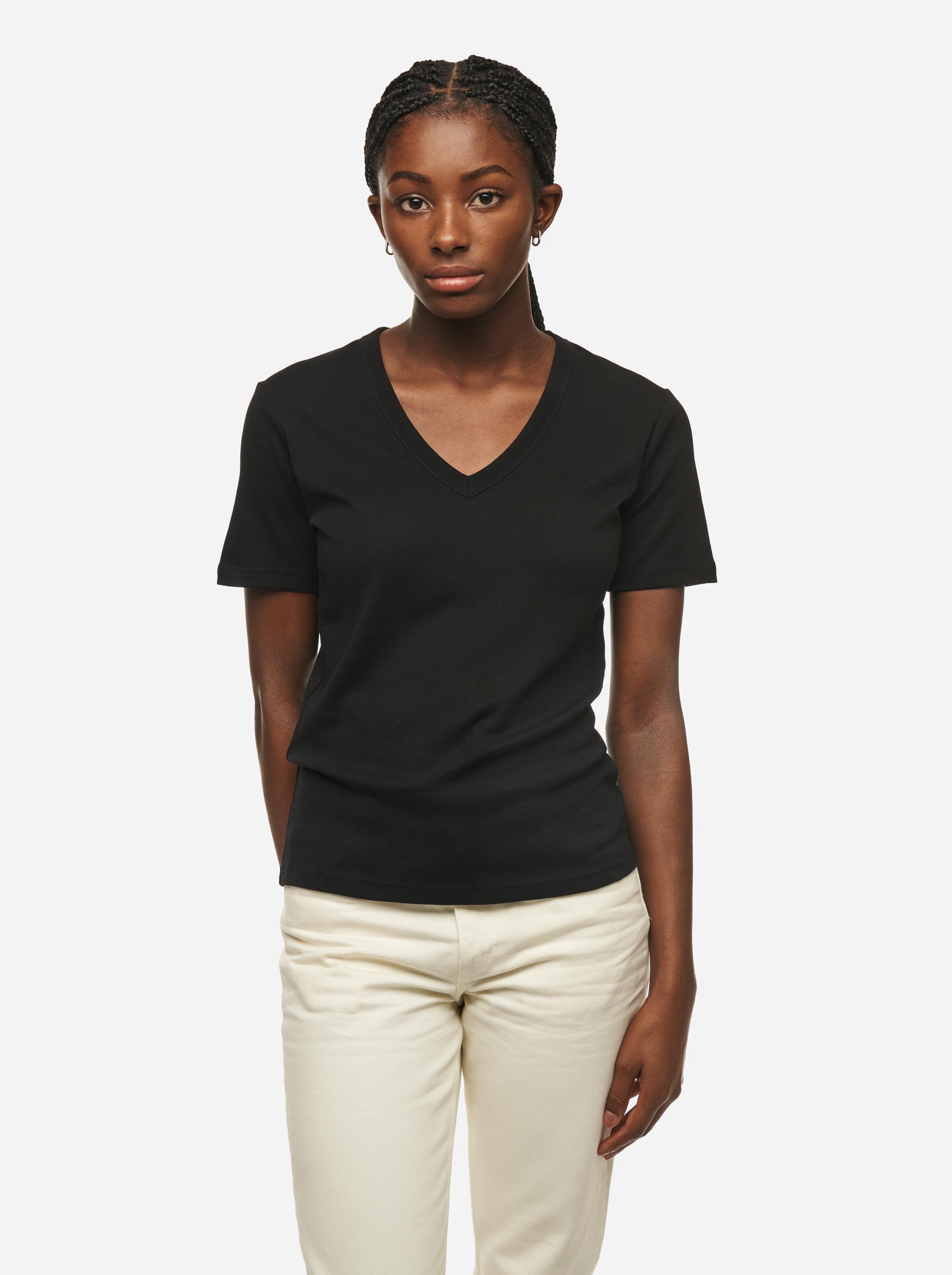 Teym - The T-Shirt - V-Neck - Women - Black - 2