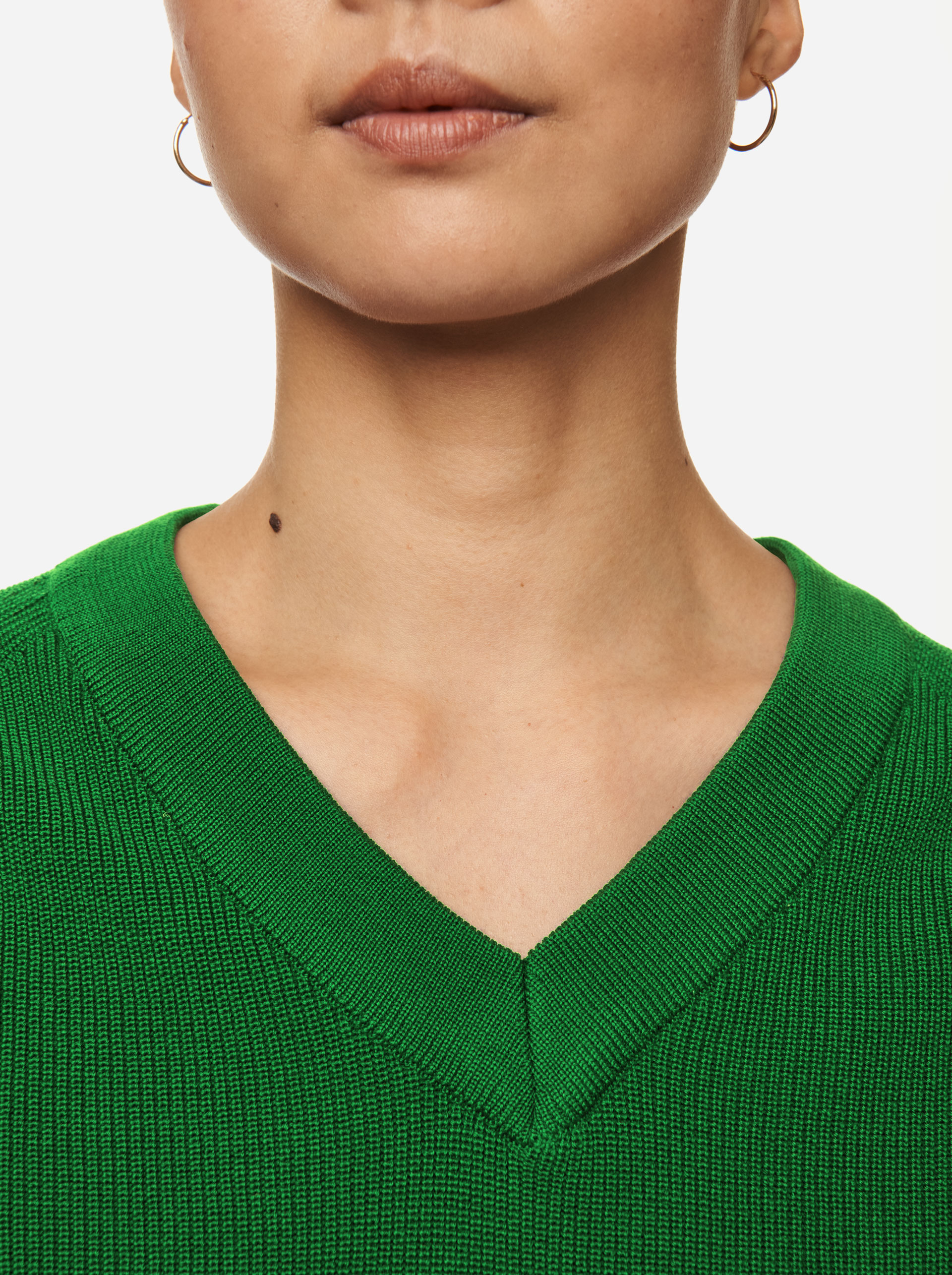 Teym - V-Neck - The Merino Sweater - Women - Bright Green - 3